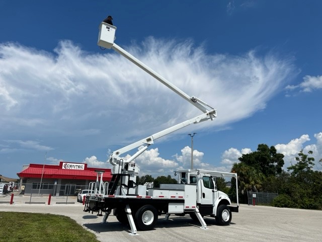 STOCK # F9819  2015 FREIGHTLINER M2 106 4X4 65FT O/C FLATBED BUCKET TRUCK