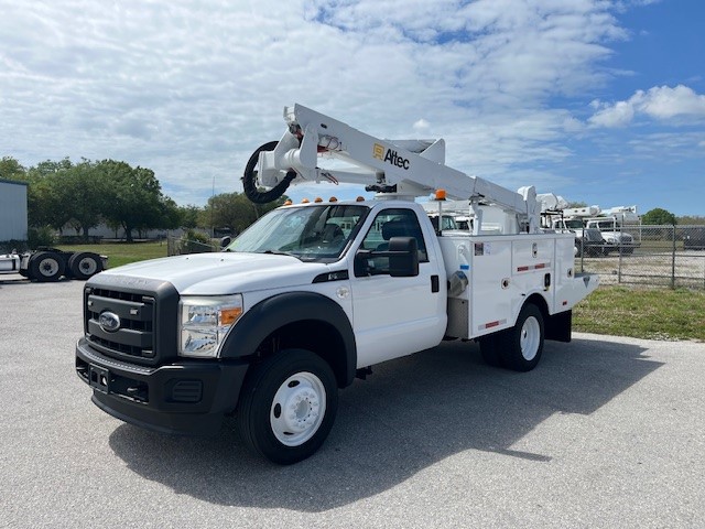 STOCK # 57068  2016 FORD F550 42FT BUCKET TRUCK