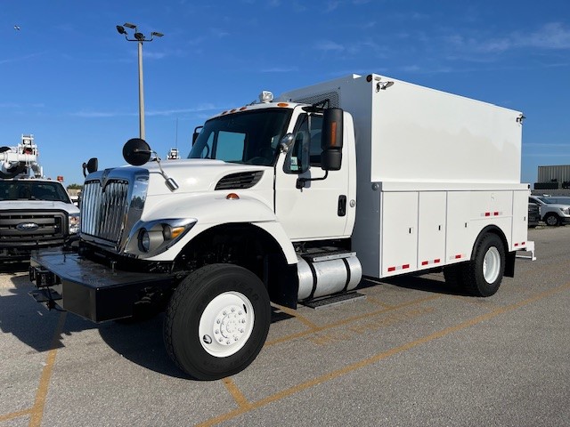 ** SOLD** STOCK # 45359  2008 INTERNATIONAL 7300 4X4 SERVICE TRUCK (FORMER FPL UNIT)