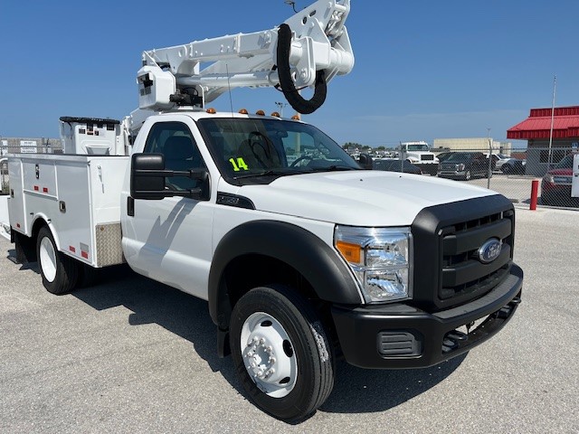 STOCK # 70634  2014 FORD F550 45FT BUCKET TRUCK